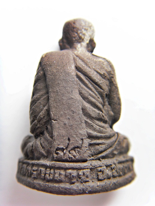 รูปเหมือนลอยองค์ พระอาจารย์นอง วัดทรายขาว ฝังตะกรุดเงิน #2