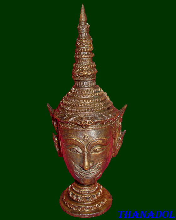 หลวงปู่กาหลง วัดเขาแหลม จ.สระแก้ว เศียรพระลักษณ์หน้าทองเนื้อสัมฤทธิ์ขนาดตั้งบูชาหน้ารถ ปี51