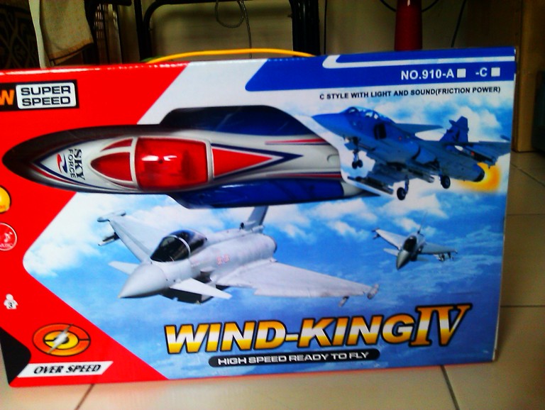 เครื่องบินจำลอง  Wind King IV 