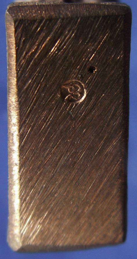 สิงห์รุ่นแรกฐานขีด หลวงพ่อสมชาย วัดปริวาสราชสงคราม พ.ศ. 2540 ตอกโค้ด ฐานยาว 1.5 ซ.ม. (3)