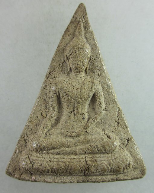 พระเนื้อผงไม่ทราบที่ครับ