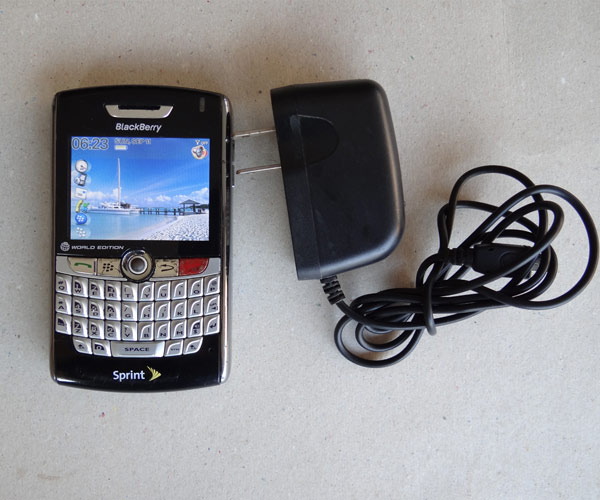+++ BB 8830 WOLDEDITION แท้100% มือสองสภาพใช้งานปรกติ ราคาเบาๆ +++