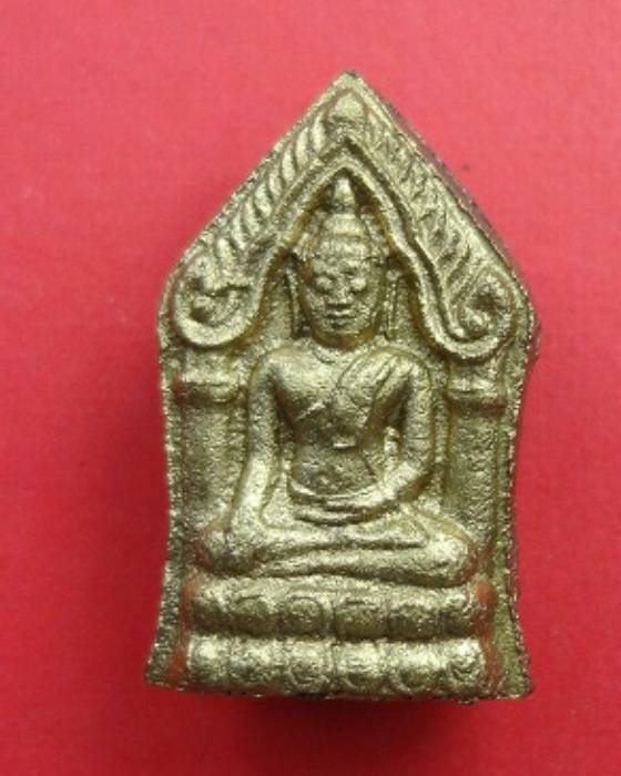 พระขุนแผนทรงพลเล็กนะหน้าทองหลวงปู่หมุนเม็ดยาทองแดงตะกรุดสามกษัตริย์