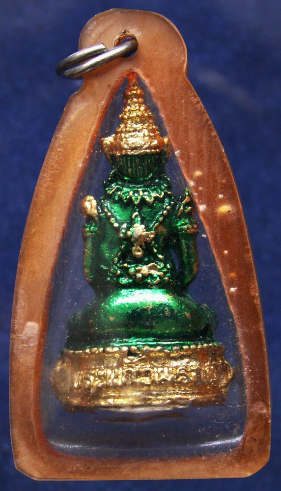 รูปหล่อพระแก้วมรกต ชุบทองลงสี เลี่ยมเดิม (2)