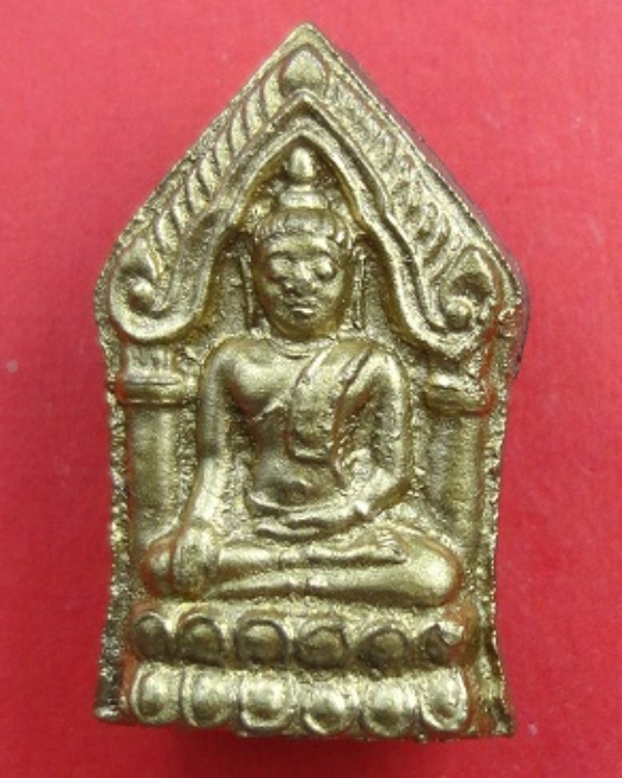 พระขุนแผนทรงพลเล็กนะหน้าทองหลวงปู่หมุนเม็ดยาทองแดงตะกรุดสามกษัตริย์