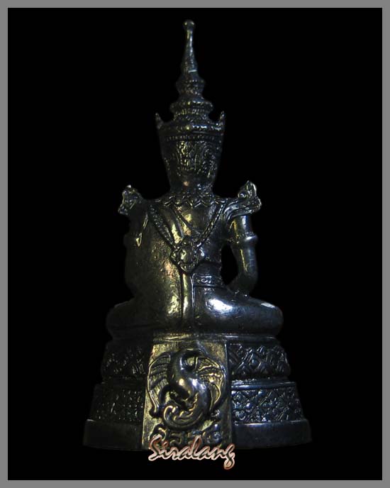 พระแก้วมรกต กรมสรรพสามิตสร้าง ปี39 เนื้อเงิน ลดจากหน้าร้านครับ