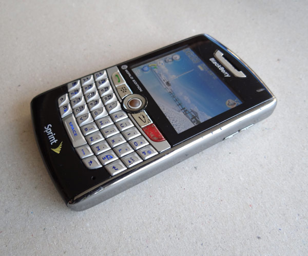+++ BB 8830 WOLDEDITION แท้100% มือสองสภาพใช้งานปรกติ ราคาเบาๆ +++