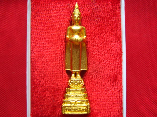 รูปหล่อหลวงพ่อบ้านแหลม วัดเพชรสมุทร สมุทรสงคราม ชุบทองสวยมาก
