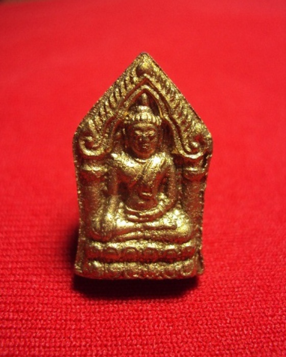 พระขุนแผนทรงพลเล็กหน้าทอง หลวงปู่หมุน ฐิตสีโล {{{ แดงเดียวไปเลยครับ }}}