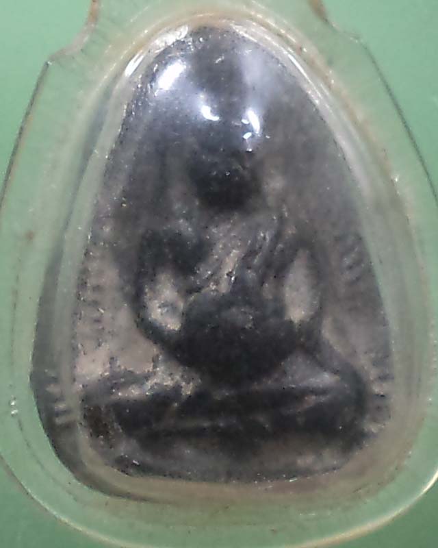 พระสังกัจจายน์เนื้อผงหลวงพ่อกวย เลี่ยมเก่า **เคาะเดียว**