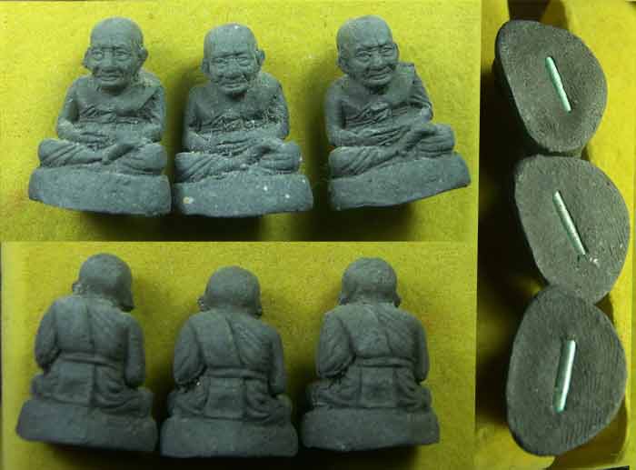 หลวงปู่ทวด เนื้อว่านฝังตะกรุด อาจารย์แดง วัดไร่ ปัตตานี 3 องค์