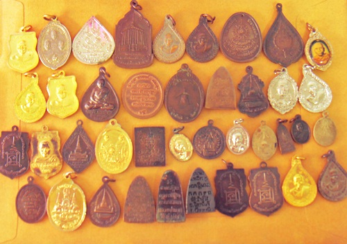 รวมพระ(หลวงพ่อทวด) 70 องค์