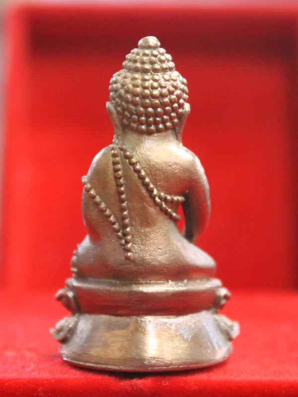 พระกริ่งบารมี ๘๔ สมเด็จพระญาณสังวรฯ เนื้อสำริดก้นเงิน หมายเลข 440