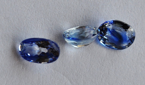 ไพลิน Blue Sapphire ( รหัส 31 ) 