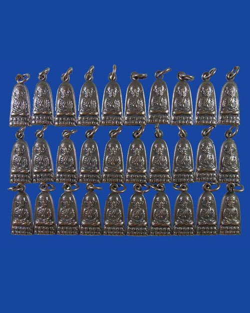 หลวงปู่ทวด วัดช้างให้ จ.ปัตตานี 2508 ทะเลซุง(รมดำ30องค์)