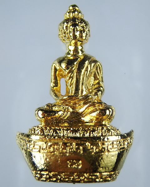 พระมหาเศรษฐีนวโกฏิ หลวงปู่ผล วัดอินทาราม รุ่นนั่งบนก้อนทอง