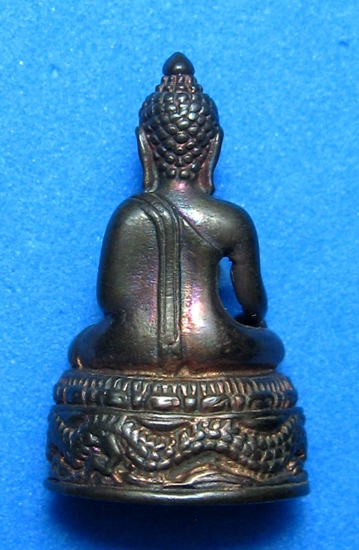 พระกริ่งมังกรวัดอนาลโย