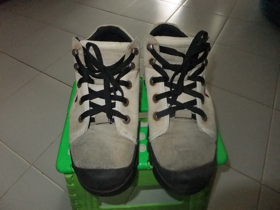 @@@รองเท้าท่านชาย ยี่ห้อ FILA เบอร์ 41@@@