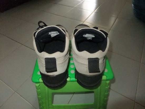@@@รองเท้าท่านชาย ยี่ห้อ FILA เบอร์ 41@@@