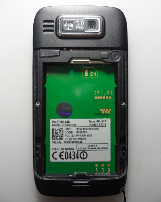 *** Nokia E72 Black *** แท้ สภาพ 85%