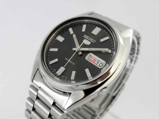 นาฬิกาSEIKO AUTOMATIC หน้าใสไร้ริ้วรอย แบบเรียบง่าย