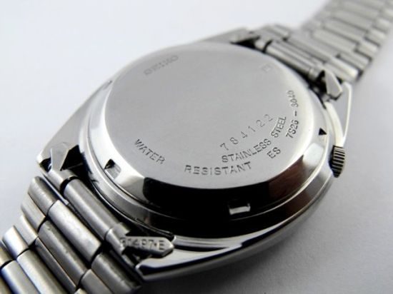 นาฬิกาSEIKO AUTOMATIC หน้าใสไร้ริ้วรอย แบบเรียบง่าย