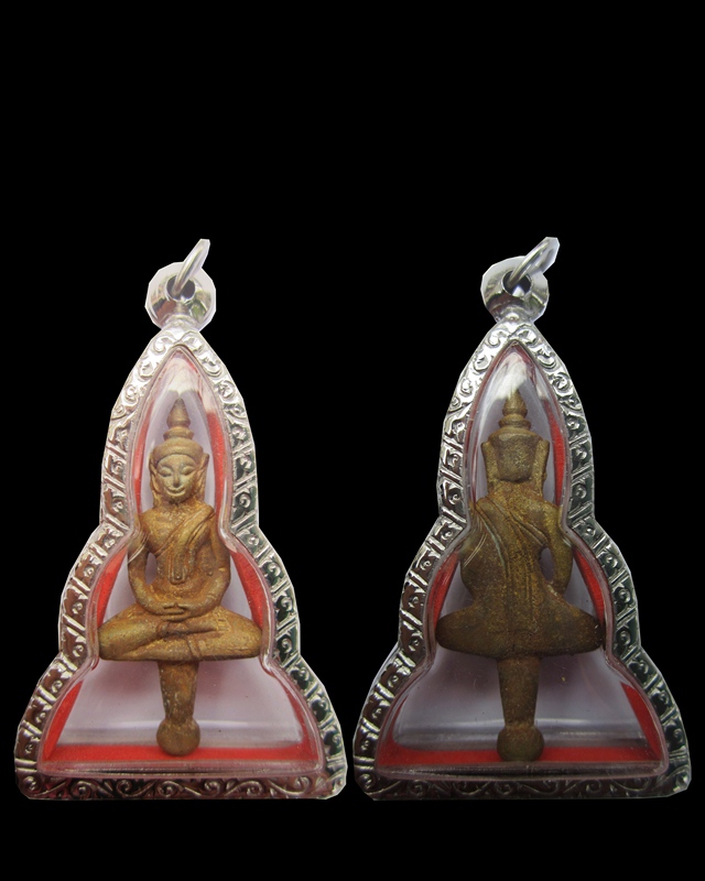 ***ราคาไม่สำคัญ อยู่ที่ใจ*** 20 บาท พระยอดธง วัดบางกะจะ จ.จันทบุรี ปี 2549 องค์ แปด