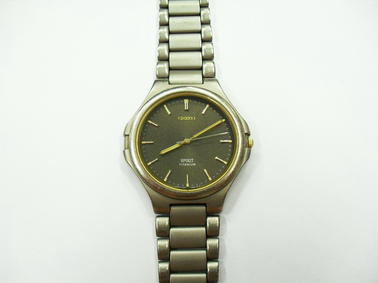 SEIKO SPIRIT titanium เรือนบาง