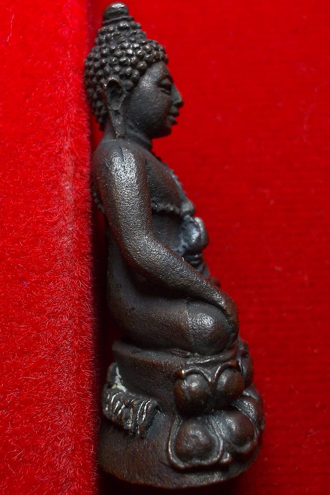 พระกริ่งนเรศวรเมืองหาง (รุ่นพิเศษ 400 ปี) วัดไชยสถาน จ.เชียงใหม่ ปี2535 เนื้อนวะ