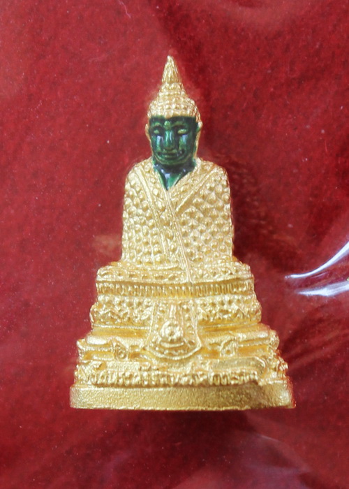 พระแก้วมรกต พระพุทธมหามณีรัตนปฏิมาก วัดพระศรีรัตนศาสดาราม สำนักพระราชวัง