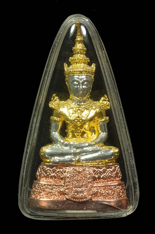 พระแก้วมรกต เนื้อเงิน 3 กษัตริย์ 64 ปี กรมสรรพสามิต สวยล้มแชมป์