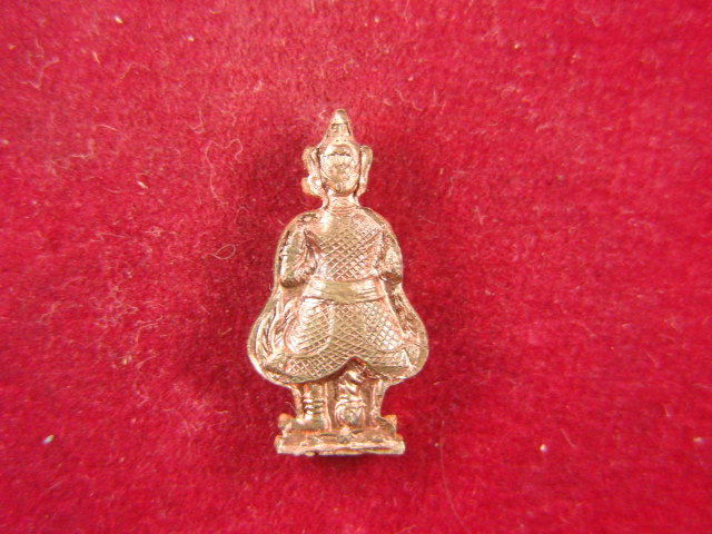 "จ่าสันต์" แดงเคาะเดียว/ท้าวเวสสุวรรณ วัดสุทัศน์ หลวงปู่กาหลง เขี้ยวแก้วร่วมปลุกเศก 