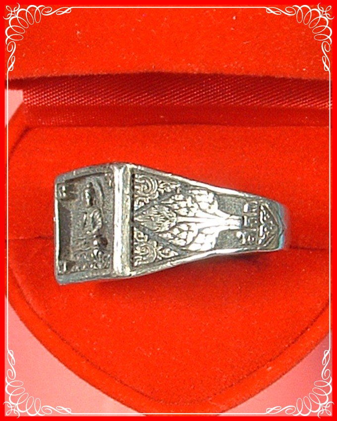  แหวนพระพุทธ เนื้อเงิน หลวงปู่ดู่ วัดสะแก ปี 2540