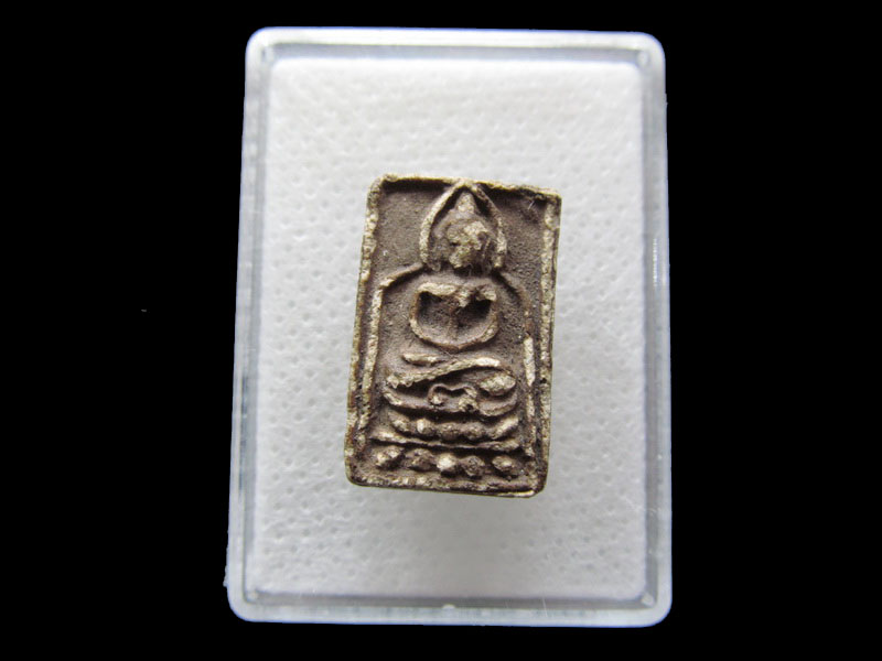 พระคะแนนผงขาวเคลือบ เหนือบัวมียันต์ (พุทธ)..เริ่ม20บาท/.S.124