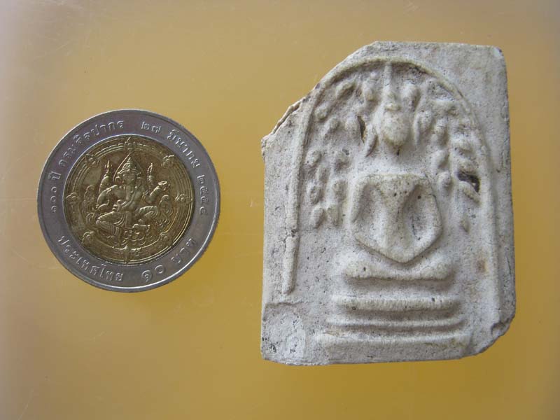 พระสมเด็จ ปรกโพธิ์ องค์ใหญ่