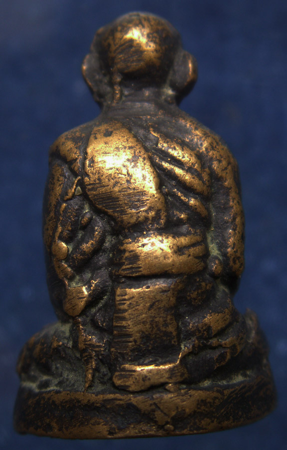 รูปหล่อเกจิ พระบ้านเก่าเก็บ สูง 2.6 ซ.ม.