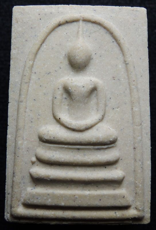(((วัดใจเริ่ม 18 บาท))) สมเด็จวัดระฆัง 122 ปี พิมพ์ใหญ่นิยม เนื้อเหลืองนวลสวย กล่องเดิม /// A122-210