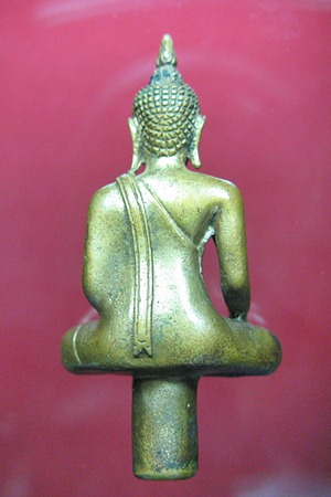 พระยอดธง รุ่น 9 มหามงคล เนื้อทองระฆังเก่า ปี 2554