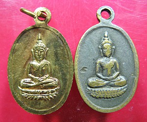 นางกวัก หลังพระพุธ ไม่ทราบที่ (( เคาะเดียว))
