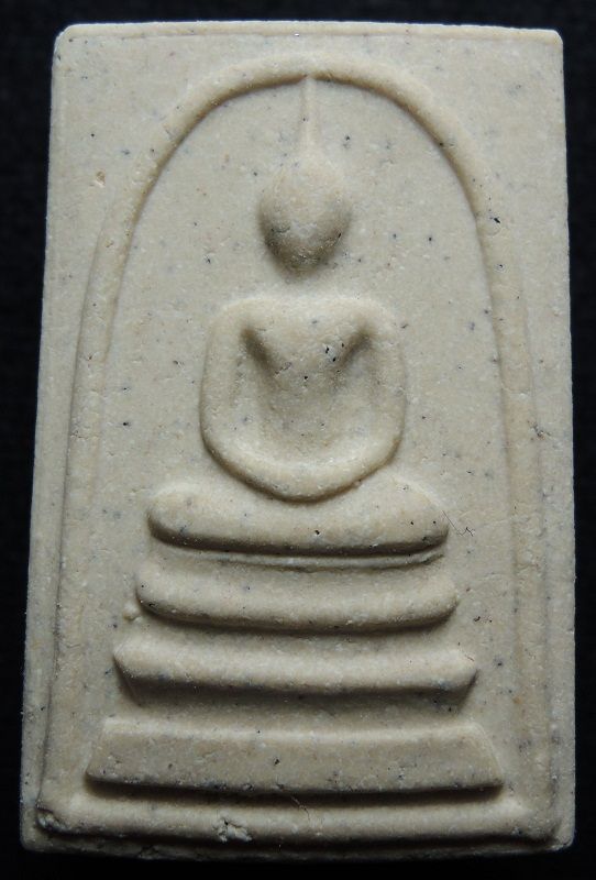 (((วัดใจเริ่ม 16 บาท))) สมเด็จวัดระฆัง 122 ปี พิมพ์ใหญ่นิยม เนื้อเหลืองนวลสวย กล่องเดิม /// A122-226