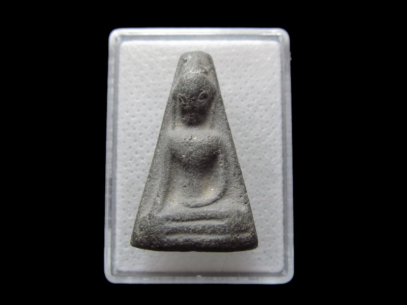พระพิมพ์ผงสุพรรณ หลัง ปั้มชื่อวัด ไม่ทราบที่..เริ่ม20บาท/.F141