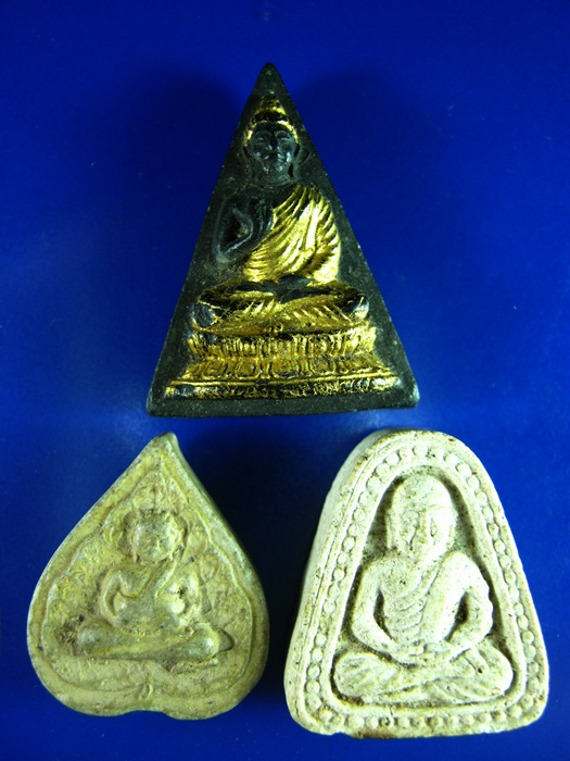 3 องค์ ไม่ทราบที่ **30**
