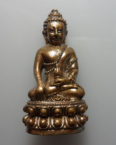 *** จ.นครสวรรค์ *** พระกริ่ง ๕ แผ่นดิน หลวงปู่เปลื้อง วัดลาดยาว (ตอกโค๊ต)