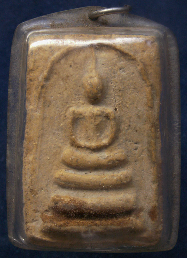 สมเด็จพิมพ์ทรงมีเอกลักษณ์ เนื้อจัด ขนาด 2.4 x 3.8 ซ.ม. เลี่ยมเก่า พระบ้านเก่าเก็บหลายสิบปี