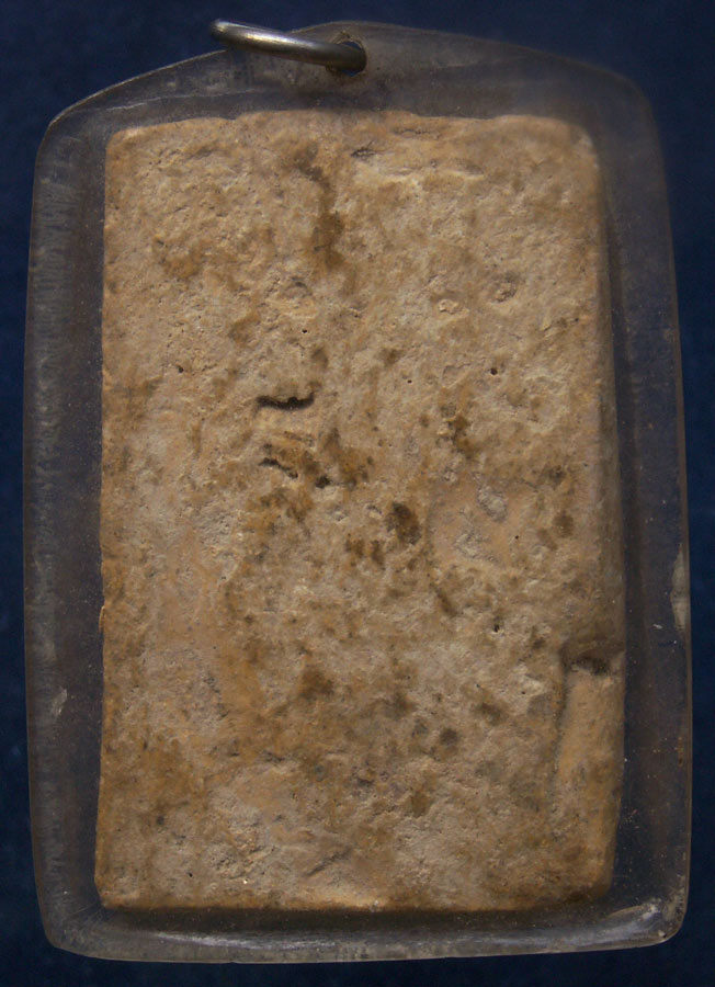 สมเด็จพิมพ์ทรงมีเอกลักษณ์ เนื้อจัด ขนาด 2.4 x 3.8 ซ.ม. เลี่ยมเก่า พระบ้านเก่าเก็บหลายสิบปี