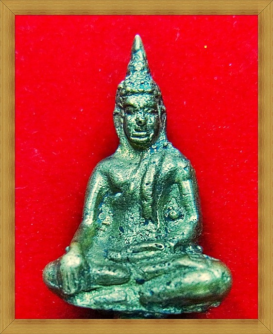 พระยอดธง   สวยเดิม