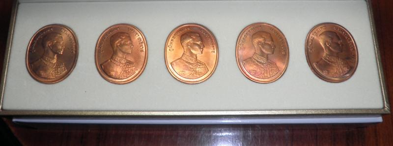 เหรียญพระพุทธปัญจภาคี ปีกาญจนาภิเษก ครบชุด (บรรจุในกล่องเดิม) แท้ ๑๐๐ %