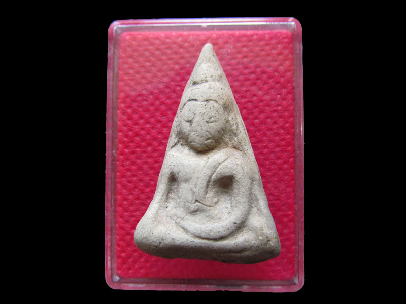 พระนางพญาเนื้อดินขาวไม่ทราบวัดครับ.เริ่ม20บาท/.SP.02