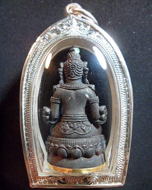 พระกริ่งเจริญพร ๘๙ (อวโลกิเตศวร) หลวงปู่คำบุ นวะผิวไฟก้นทองคำ หมายเลข ๑๒ มีจาร