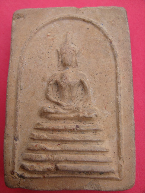 พระพิมพ์สี่เหลี่ยมเนื้อดิน